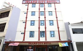 Capital O 90897 Island City Hotel